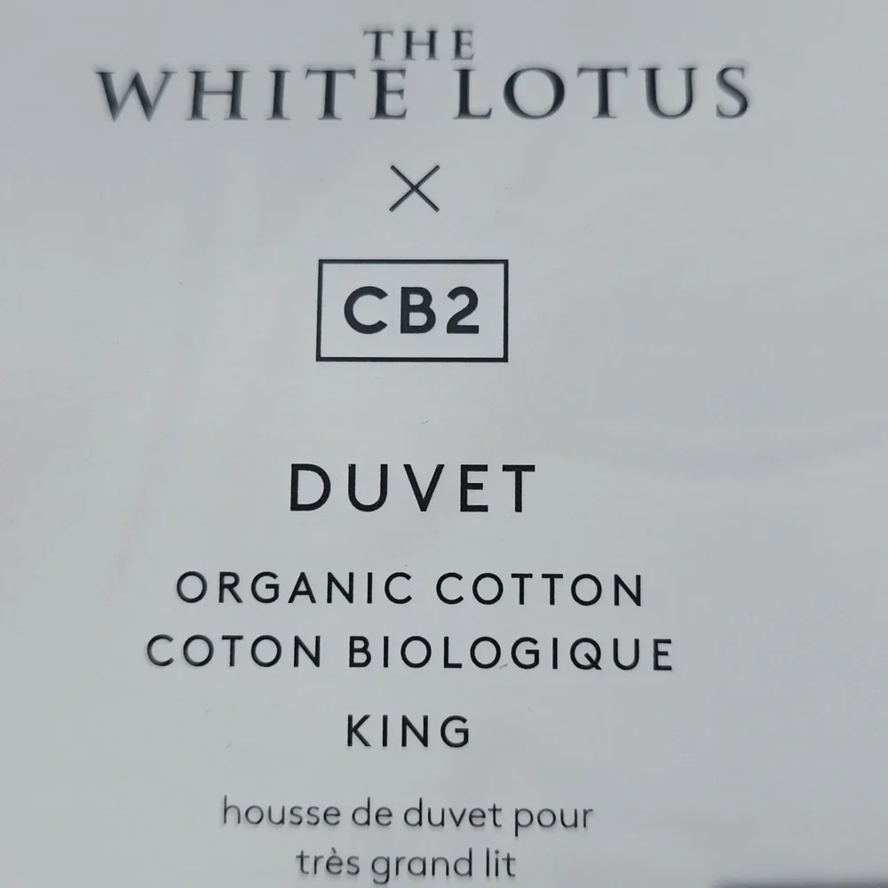 ❤️BUY 2 GET 1 FREE Entwined Elephants Natural King Duvet Cover,The White Lotus